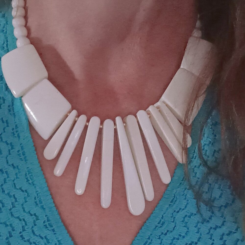 Animal Friendly! White Bone-style Statement Necklace